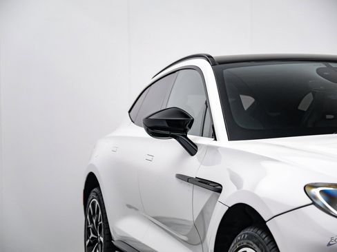 Used 2023 Aston Martin DBX 707 image 21