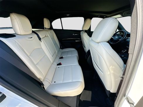 Used 2020 Cadillac XT4 Sport w/ Cold Weather Package image 29