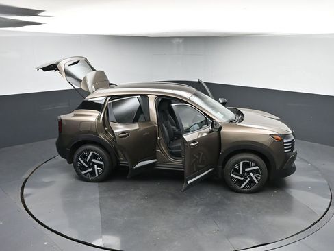 New 2026 Nissan Kicks SV image 48