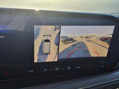 Used 2025 Chevrolet Tahoe LS image 5