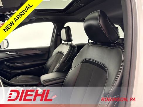 Certified 2023 Jeep Grand Cherokee Altitude AWD/4WD image 19