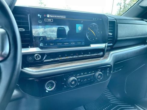 Certified 2024 Chevrolet Silverado 1500 LT AWD/4WD image 13