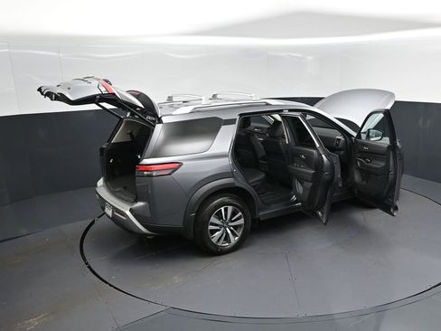 Used 2023 Nissan Pathfinder SL w/ Black Appearance Package FWD image 52