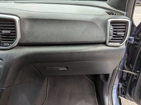 Used 2020 Kia Sportage S w/ S Sunroof Package AWD/4WD image 31