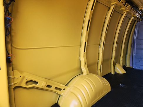 New 2025 Chevrolet Express 2500 image 32