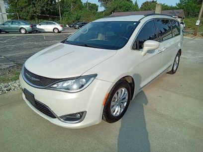 Used 2017 Chrysler Pacifica Touring-L