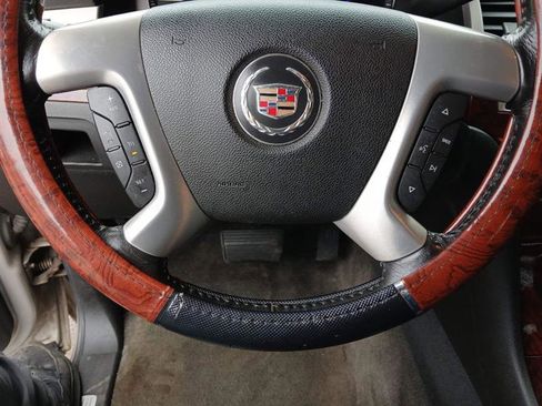 Used 2007 Cadillac Escalade AWD w/ Information Package image 15