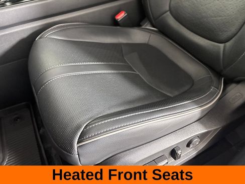 Used 2025 Honda Pilot Elite image 16