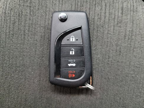 Used 2023 Toyota Camry LE image 32