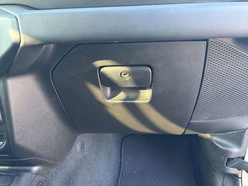 Used 2023 Jeep Wrangler Unlimited Sahara AWD/4WD image 22