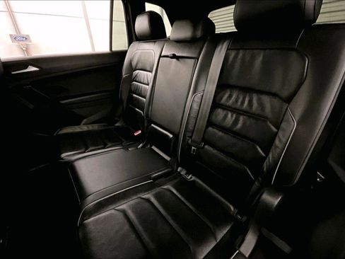 Used 2019 Volkswagen Tiguan SEL Premium R-Line w/ 3rd Row Seat Package image 25