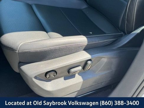 Used 2023 Volkswagen Atlas SE w/ Panoramic Sunroof Package AWD/4WD image 35