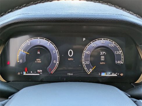 New 2026 Jeep Grand Cherokee Limited image 13