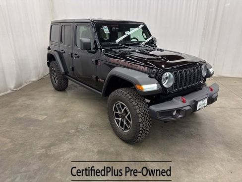 Used 2025 Jeep Wrangler Unlimited Rubicon w/ Technology Group image 1