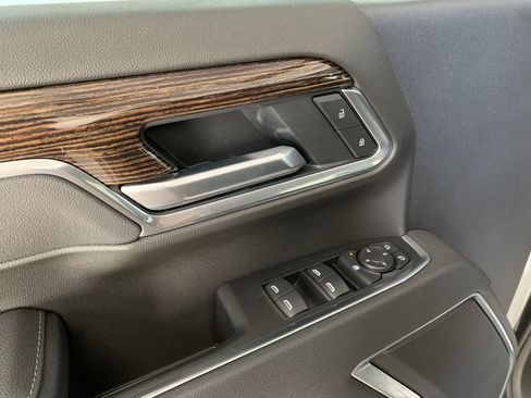 New 2026 GMC Sierra 2500 SLE image 19