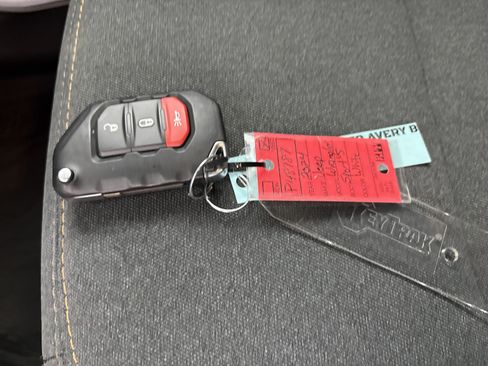 Used 2024 Jeep Wrangler Sport AWD/4WD image 36