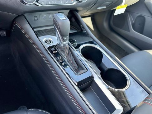 Certified 2025 Nissan Altima 2.5 SR w/ SR Premium Package FWD image 29