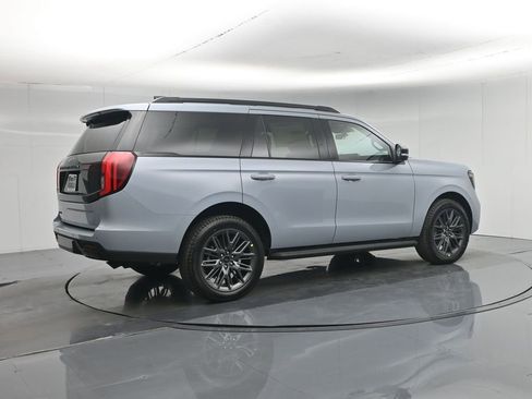 New 2026 Ford Expedition Platinum w/ Stealth Appearance Package AWD/4WD image 30