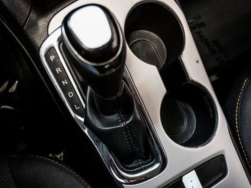 Used 2017 Chevrolet Cruze LS image 32