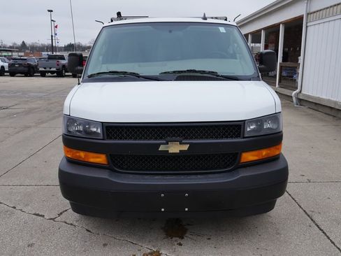 Used 2019 Chevrolet Express 2500 Work Van w/ Driver Convenience Package image 3
