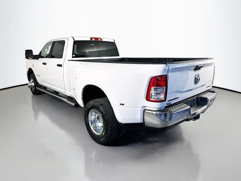Used 2024 RAM 3500 Big Horn AWD/4WD image 5