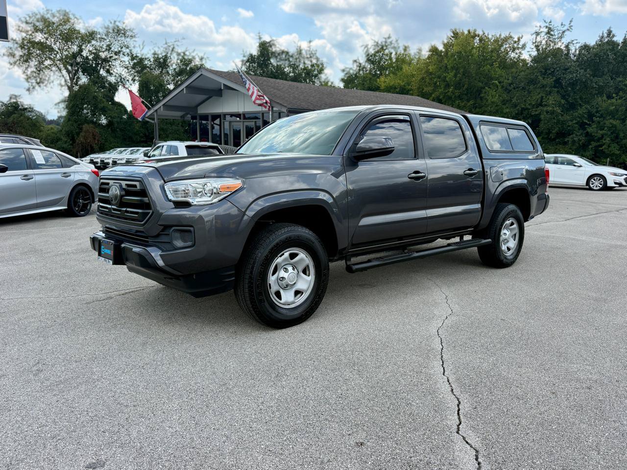 Used 2018 Toyota Tacoma SR w/ SR Convenience Package RWD image 8