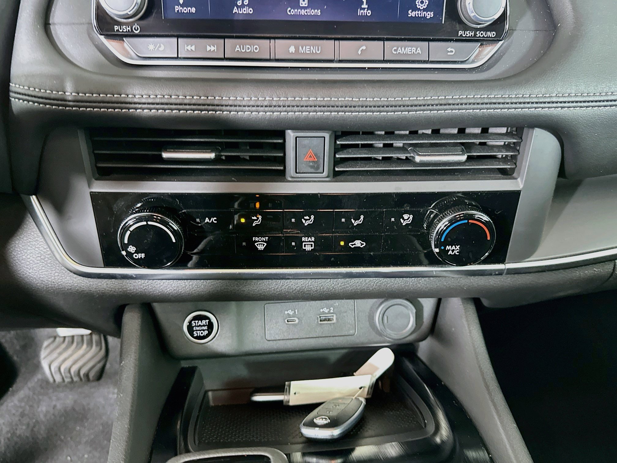 Used 2023 Nissan Rogue S FWD image 23