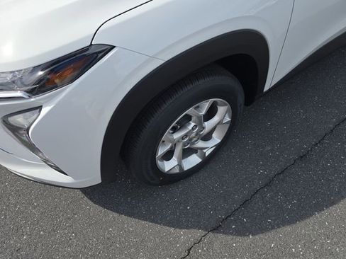 New 2026 Chevrolet Trax LS w/ LS Convenience Package FWD image 9