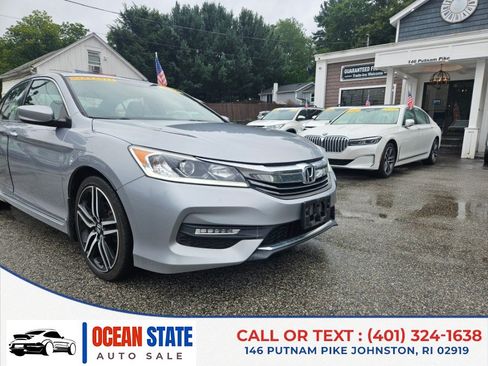 Used 2017 Honda Accord Sport image 6