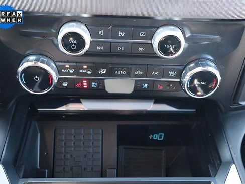 Used 2024 Ford F350 Platinum image 16