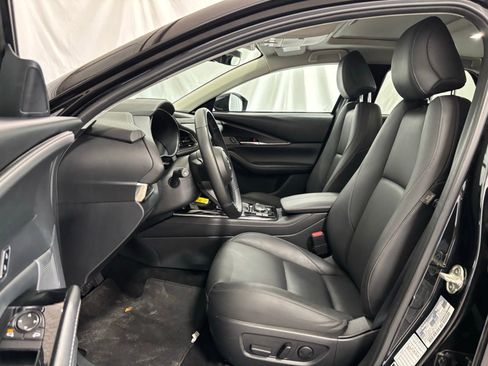 Certified 2025 MAZDA CX-30 AWD 2.5 S w/ Preferred Package image 12