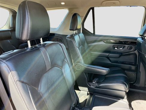 Used 2024 Honda Pilot EX-L image 27