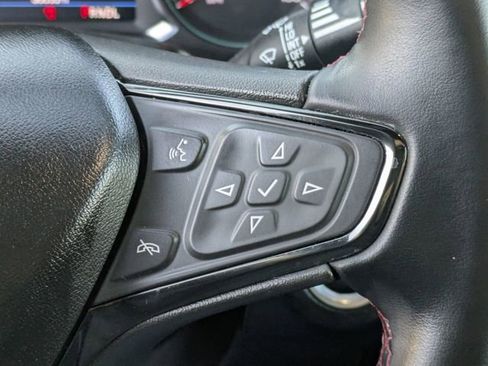 Used 2023 Chevrolet Equinox RS image 21