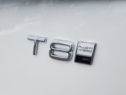 New 2026 Volvo XC90 T8 Ultra w/ Protection Package Premier AWD/4WD image 8