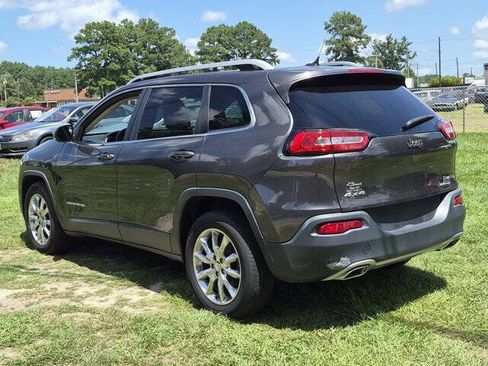 Used 2015 Jeep Cherokee Limited AWD/4WD image 5