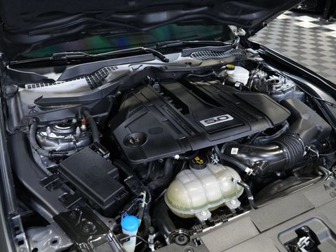 Used 2021 Ford Mustang GT RWD image 41