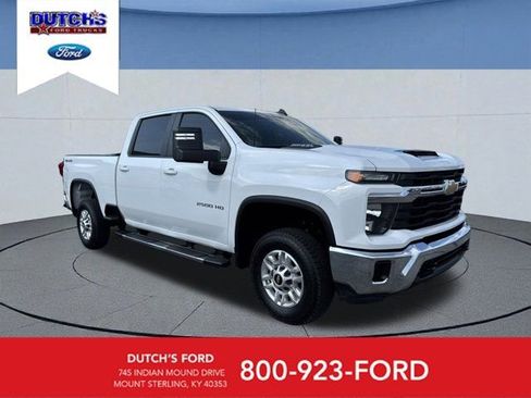 Used 2024 Chevrolet Silverado 2500 LT image 1