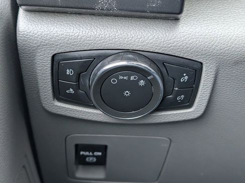 Used 2018 Ford F150 XLT image 10