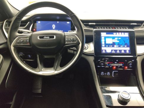 Used 2021 Jeep Grand Cherokee L Laredo image 22