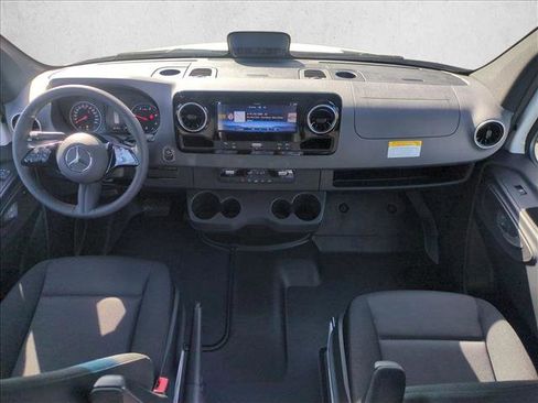 New 2026 Mercedes-Benz Sprinter 2500 image 14