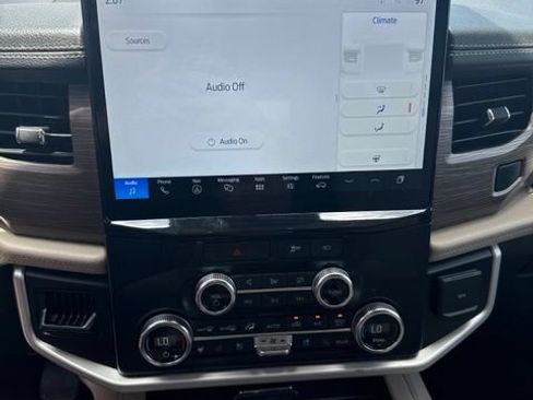 Used 2022 Ford Expedition Max Limited RWD image 18