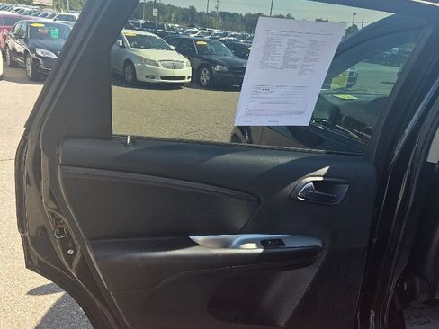 Used 2018 Dodge Journey GT image 12