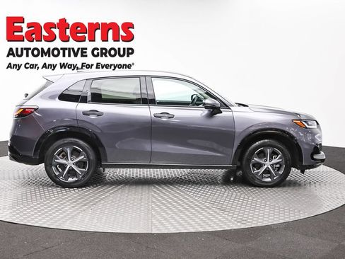 Used 2023 Honda HR-V EX-L image 4