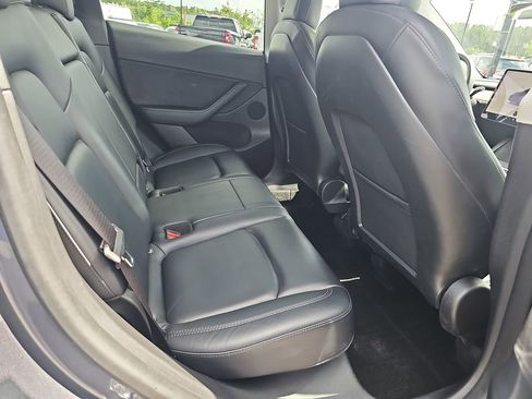 Used 2022 Tesla Model Y Performance AWD/4WD image 15