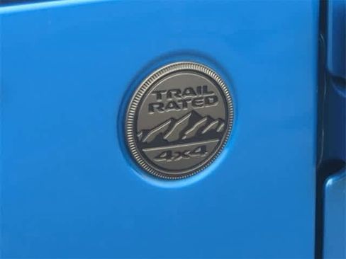 Used 2022 Jeep Gladiator Sport image 13