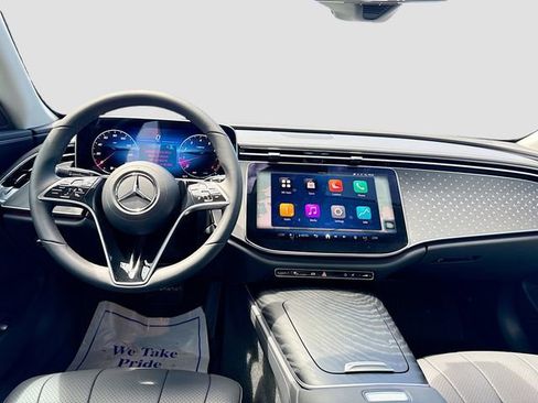 Used 2025 Mercedes-Benz E 450 4MATIC Sedan image 28