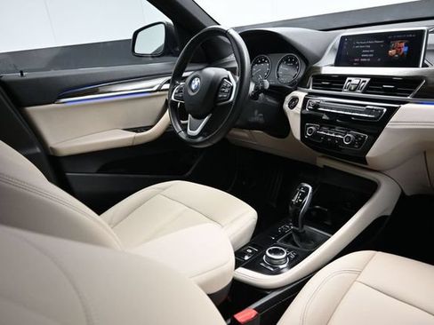 Used 2022 BMW X1 sDrive28i w/ Premium Package FWD image 13