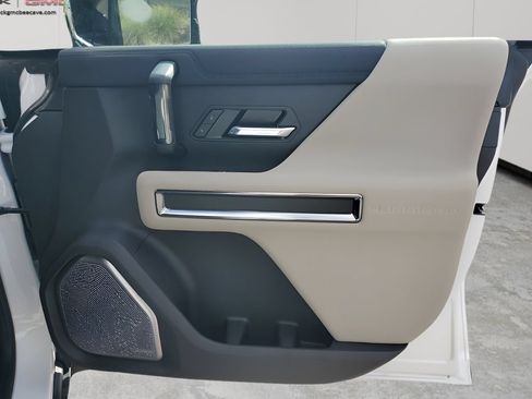 New 2026 GMC Hummer EV SUV AWD/4WD image 16