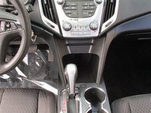 Used 2015 GMC Terrain SLE image 21