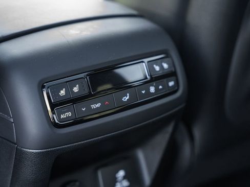 Used 2025 Hyundai Palisade Calligraphy image 31